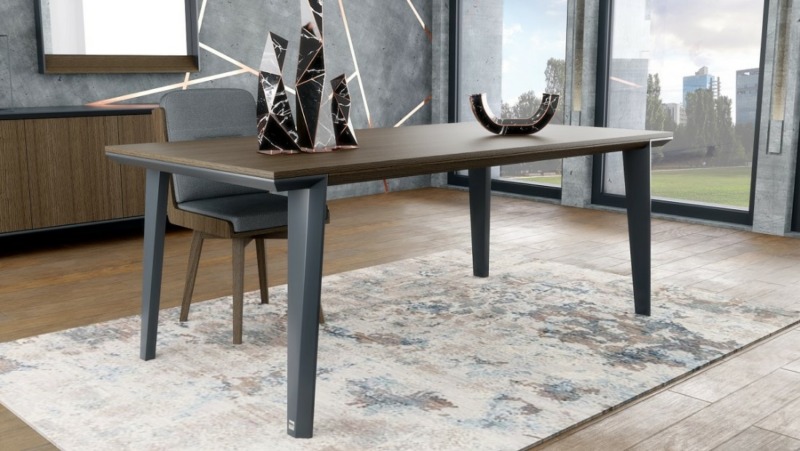 Μοντέρνο τραπέζι ξύλινο με σκούρα καφέ χρώμα